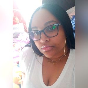 Meet your Posher, Tashaye